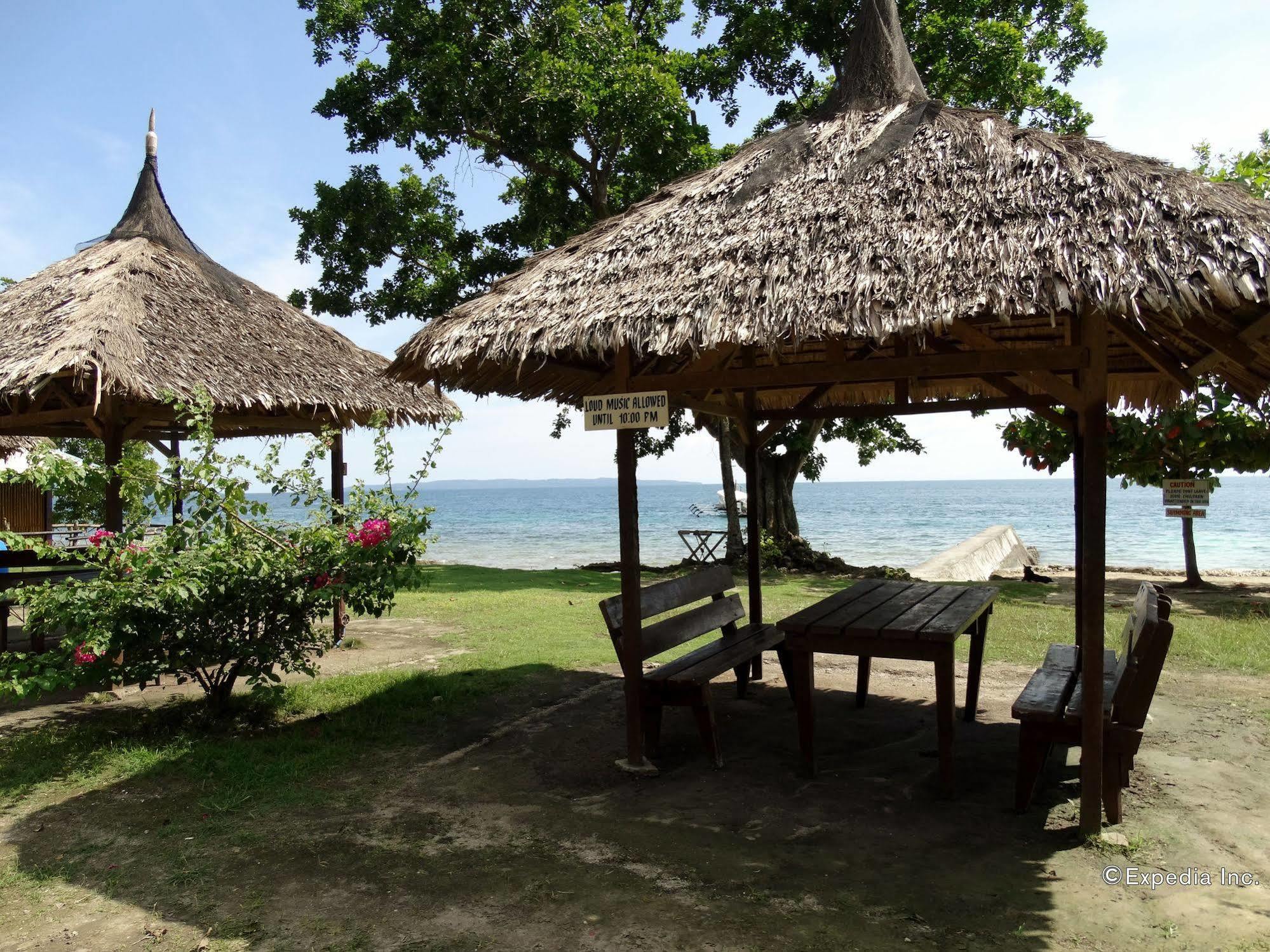 Punta Del Sol Araceli Beach Resort Samal Exterior foto